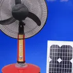 Con il caldo, i ventilatori a ricarica solare